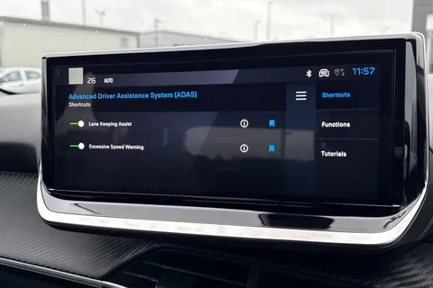 YT24RUR PEUGEOT e-2008 54kWh Allure Auto 5dr (7kW Charger) Thumbnail #48