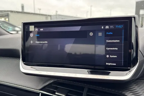 YT24RUR PEUGEOT e-2008 54kWh Allure Auto 5dr (7kW Charger) Thumbnail #49