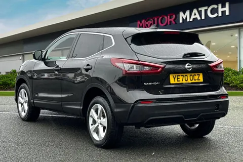 YE70OCZ Nissan Qashqai 1.3 DIG-T Acenta Premium DCT Auto Euro 6 (s/s) 5dr Thumbnail #3