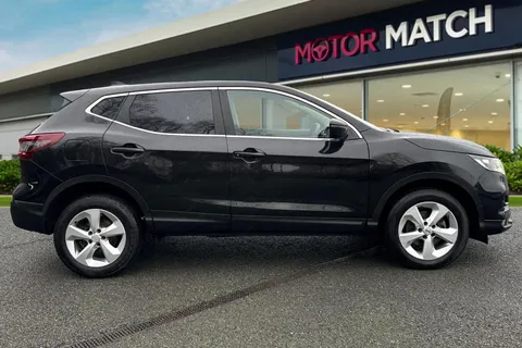 YE70OCZ Nissan Qashqai 1.3 DIG-T Acenta Premium DCT Auto Euro 6 (s/s) 5dr Thumbnail #4