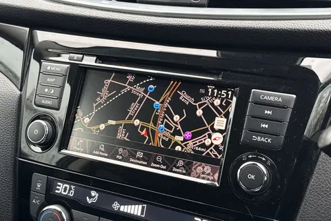 YE70OCZ Nissan Qashqai 1.3 DIG-T Acenta Premium DCT Auto Euro 6 (s/s) 5dr Thumbnail #18