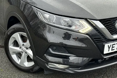 YE70OCZ Nissan Qashqai 1.3 DIG-T Acenta Premium DCT Auto Euro 6 (s/s) 5dr Thumbnail #26