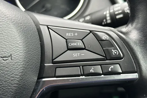 YE70OCZ Nissan Qashqai 1.3 DIG-T Acenta Premium DCT Auto Euro 6 (s/s) 5dr Thumbnail #37