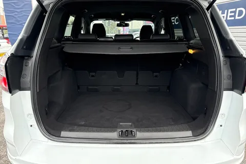 MX69HPL Ford Kuga 2.0 TDCi EcoBlue ST-Line Euro 6 (s/s) 5dr Thumbnail #11