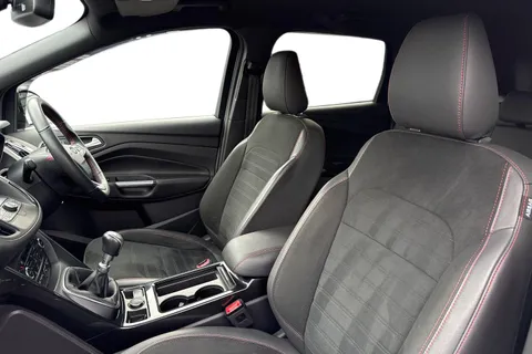 MX69HPL Ford Kuga 2.0 TDCi EcoBlue ST-Line Euro 6 (s/s) 5dr Thumbnail #12