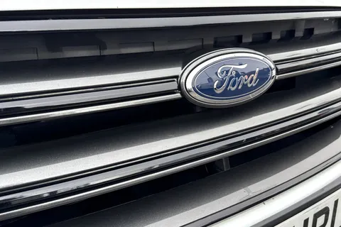 MX69HPL Ford Kuga 2.0 TDCi EcoBlue ST-Line Euro 6 (s/s) 5dr Thumbnail #27