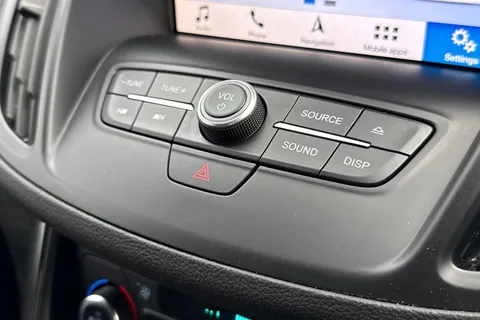 MX69HPL Ford Kuga 2.0 TDCi EcoBlue ST-Line Euro 6 (s/s) 5dr Thumbnail #45