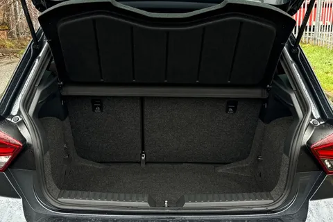 DH23LHJ SEAT Ibiza 1.0 TSI FR Sport Euro 6 (s/s) 5dr Thumbnail #8