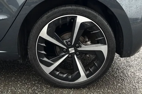 DH23LHJ SEAT Ibiza 1.0 TSI FR Sport Euro 6 (s/s) 5dr Thumbnail #12