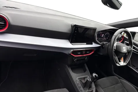 DH23LHJ SEAT Ibiza 1.0 TSI FR Sport Euro 6 (s/s) 5dr Thumbnail #16