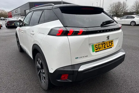 SG72LCF PEUGEOT e-2008 50kWh GT Auto 5dr (7kW Charger) Thumbnail #8