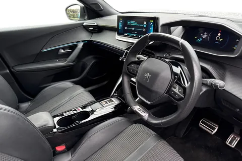 SG72LCF PEUGEOT e-2008 50kWh GT Auto 5dr (7kW Charger) Thumbnail #14