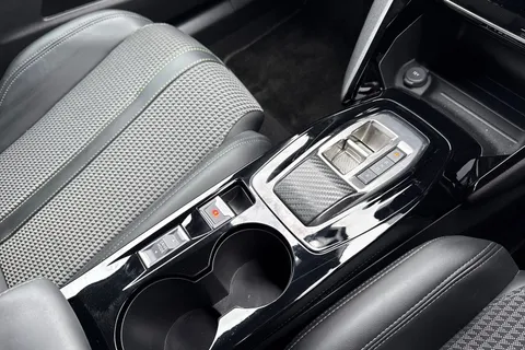 SG72LCF PEUGEOT e-2008 50kWh GT Auto 5dr (7kW Charger) Thumbnail #23