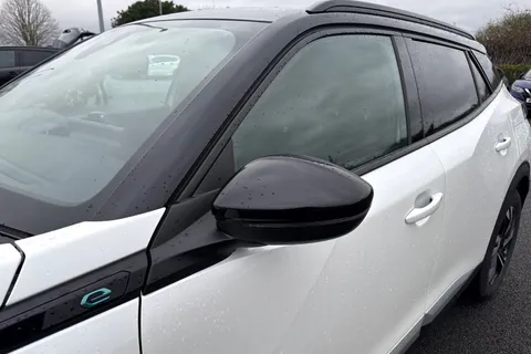 SG72LCF PEUGEOT e-2008 50kWh GT Auto 5dr (7kW Charger) Thumbnail #30