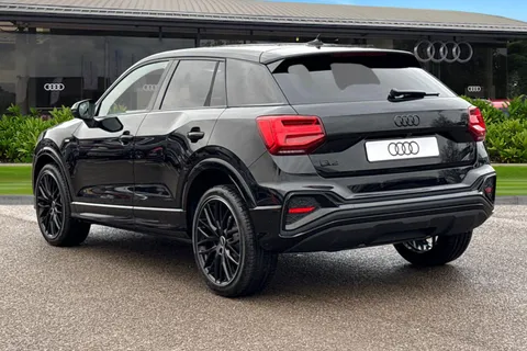  Audi Q2 1.5 TFSI CoD 35 Black Edition S Tronic Euro 6 (s/s) 5dr Thumbnail #3