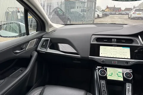 15 of 62 for Jaguar I-Pace 400 90kWh SE SUV 5dr Electric Auto 4WD (400 ps)