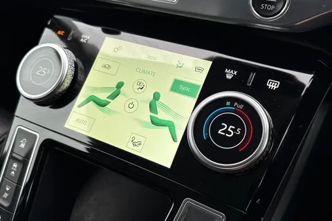 19 of 62 for Jaguar I-Pace 400 90kWh SE SUV 5dr Electric Auto 4WD (400 ps)