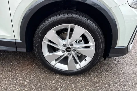  Audi Q2 1.5 TFSI CoD 35 S line Euro 6 (s/s) 5dr Thumbnail #10