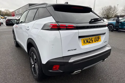KM25UUP PEUGEOT 2008 1.2 HYBRID GT e-DSC6 Euro 6 (s/s) 5dr Thumbnail #8