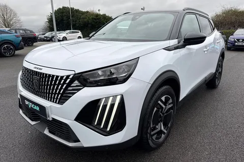 KM25UUP PEUGEOT 2008 1.2 HYBRID GT e-DSC6 Euro 6 (s/s) 5dr Thumbnail #27