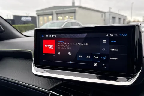 KM25UUP PEUGEOT 2008 1.2 HYBRID GT e-DSC6 Euro 6 (s/s) 5dr Thumbnail #44