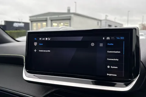 KM25UUP PEUGEOT 2008 1.2 HYBRID GT e-DSC6 Euro 6 (s/s) 5dr Thumbnail #50