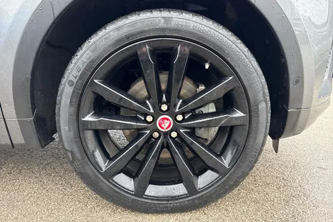 7 of 56 for Jaguar E-Pace 2.0 D180 R-Dynamic SE Auto AWD Euro 6 (s/s) 5dr