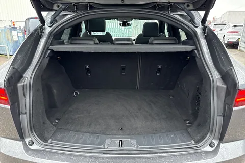 10 of 56 for Jaguar E-Pace 2.0 D180 R-Dynamic SE Auto AWD Euro 6 (s/s) 5dr