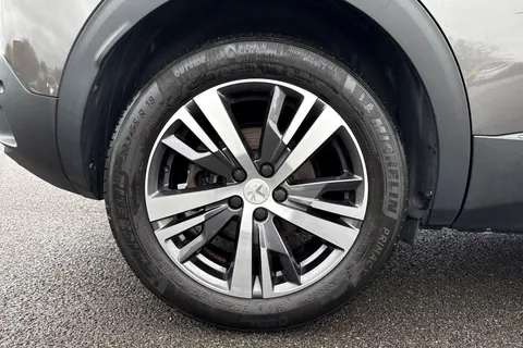 MF21GLJ PEUGEOT 3008 1.5 BlueHDi Allure Premium Euro 6 (s/s) 5dr Thumbnail #11