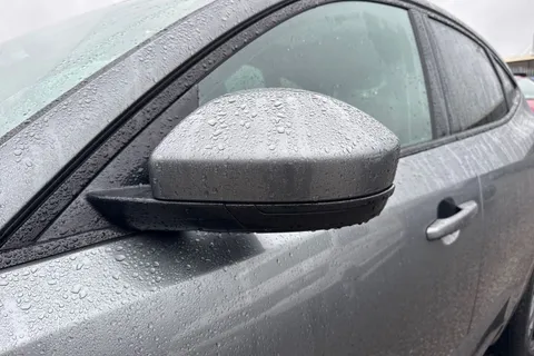 32 of 56 for Jaguar E-Pace 2.0 D180 R-Dynamic SE Auto AWD Euro 6 (s/s) 5dr