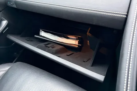 43 of 56 for Jaguar E-Pace 2.0 D180 R-Dynamic SE Auto AWD Euro 6 (s/s) 5dr