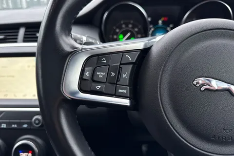 44 of 56 for Jaguar E-Pace 2.0 D180 R-Dynamic SE Auto AWD Euro 6 (s/s) 5dr