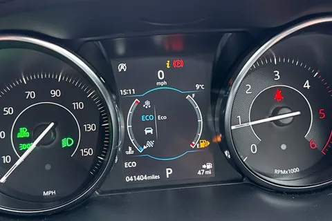 46 of 56 for Jaguar E-Pace 2.0 D180 R-Dynamic SE Auto AWD Euro 6 (s/s) 5dr