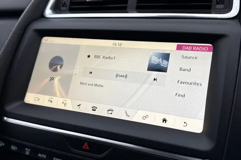 48 of 56 for Jaguar E-Pace 2.0 D180 R-Dynamic SE Auto AWD Euro 6 (s/s) 5dr