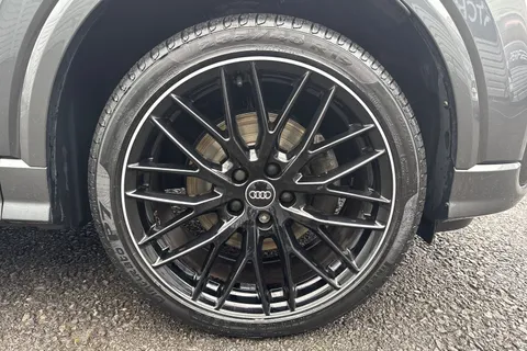 13 of 59 for Audi Q2 1.5 TFSI CoD 35 Black Edition Euro 6 (s/s) 5dr