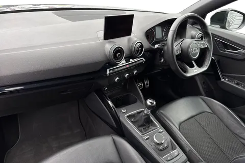 15 of 59 for Audi Q2 1.5 TFSI CoD 35 Black Edition Euro 6 (s/s) 5dr