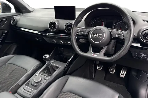 18 of 59 for Audi Q2 1.5 TFSI CoD 35 Black Edition Euro 6 (s/s) 5dr