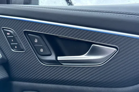 Audi RS Q8 4.0 TFSI V8 Performance Carbon Vorsprung Tiptronic quattro Euro 6 (s/s) 5dr Thumbnail #21