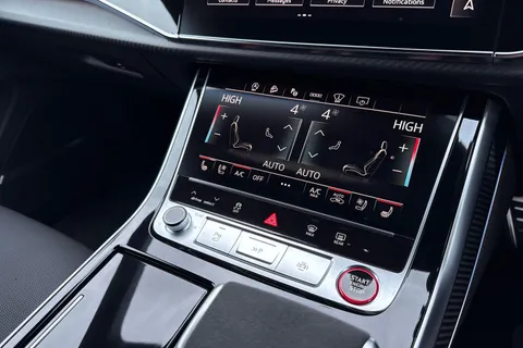 Audi RS Q8 4.0 TFSI V8 Performance Carbon Vorsprung Tiptronic quattro Euro 6 (s/s) 5dr Thumbnail #22