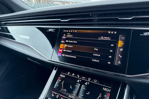 Audi RS Q8 4.0 TFSI V8 Performance Carbon Vorsprung Tiptronic quattro Euro 6 (s/s) 5dr Thumbnail #39