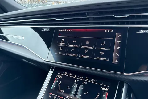 Audi RS Q8 4.0 TFSI V8 Performance Carbon Vorsprung Tiptronic quattro Euro 6 (s/s) 5dr Thumbnail #47