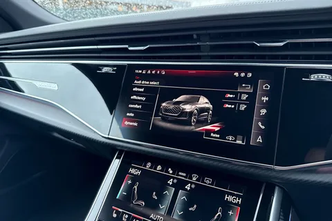 Audi RS Q8 4.0 TFSI V8 Performance Carbon Vorsprung Tiptronic quattro Euro 6 (s/s) 5dr Thumbnail #48