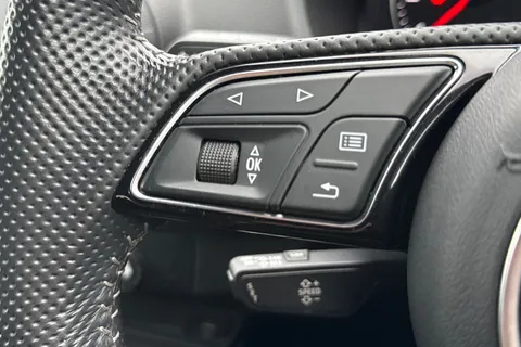 50 of 59 for Audi Q2 1.5 TFSI CoD 35 Black Edition Euro 6 (s/s) 5dr