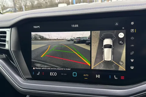 39 of 45 for Volkswagen Touareg 3.0 V6 TSI eHybrid 4Motion R 5dr Tip Auto, **TOW BAR, VAT QUALIFYING**