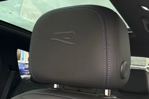 35 of 55 for Volkswagen Touareg 3.0 V6 TSI eHybrid 4Motion R 5dr Tip Auto, **TOW BAR, VAT QUALIFYING**