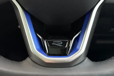 40 of 55 for Volkswagen Touareg 3.0 V6 TSI eHybrid 4Motion R 5dr Tip Auto, **TOW BAR, VAT QUALIFYING**