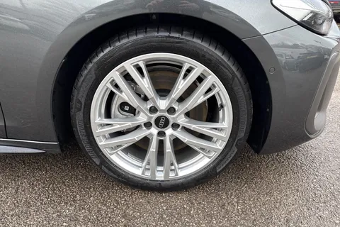  Audi A5 Avant 2.0 e-hybrid 25.9kWh S line S Tronic quattro Euro 6 (s/s) 5dr Thumbnail #7