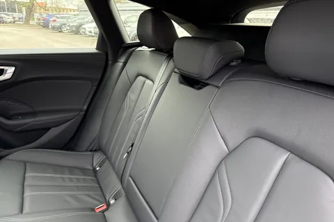  Audi A5 Avant 2.0 e-hybrid 25.9kWh S line S Tronic quattro Euro 6 (s/s) 5dr Thumbnail #14