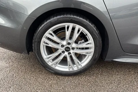  Audi A5 Avant 2.0 e-hybrid 25.9kWh S line S Tronic quattro Euro 6 (s/s) 5dr Thumbnail #22