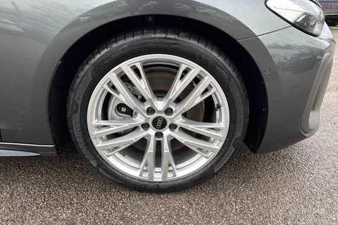  Audi A5 Avant 2.0 e-hybrid 25.9kWh S line S Tronic quattro Euro 6 (s/s) 5dr Thumbnail #23